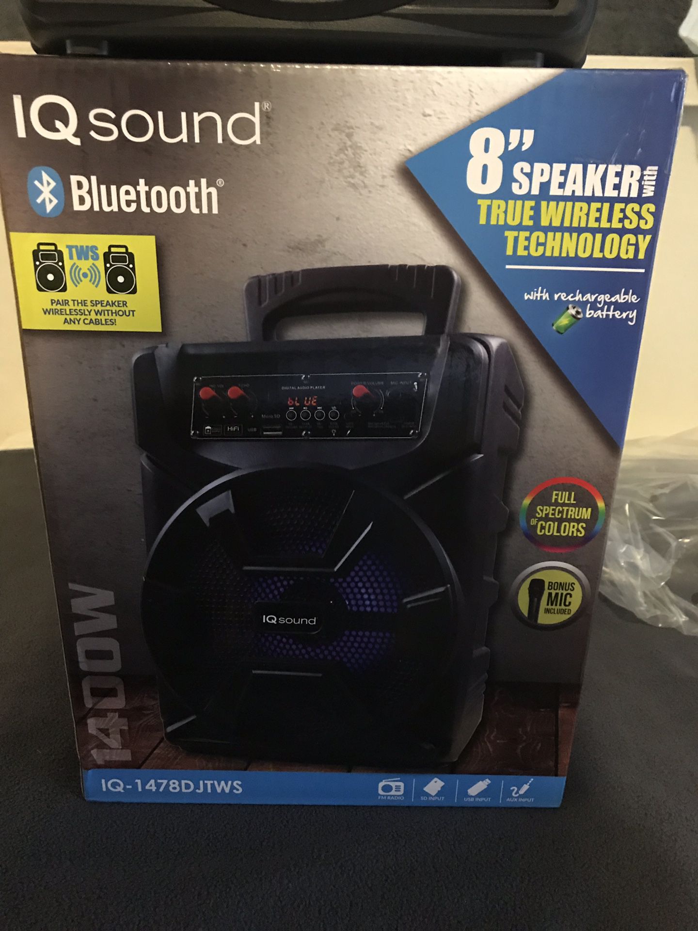 Bluetooth speaker radio fm USB SD card and microphone 🎤