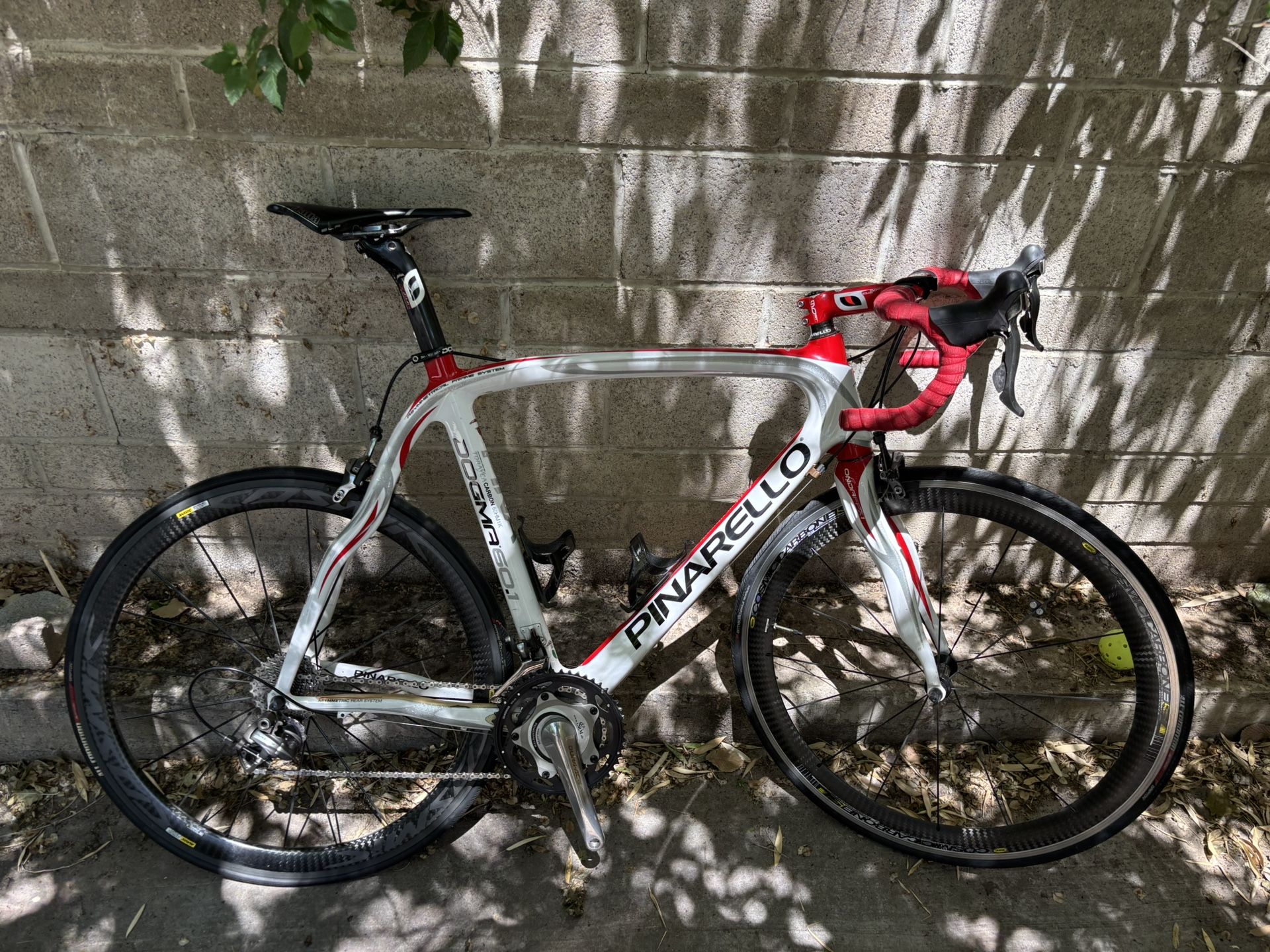Pinarello Dogma 60.1 – Size 57cm – Dura-Ace, Carbon Wheels, Power Meter