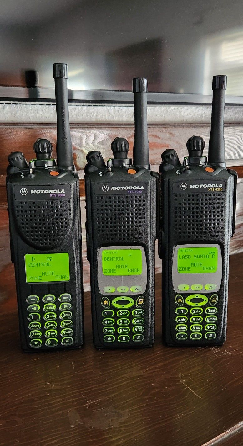 Motorola Police Radio & Scanner for Sale in Los Angeles, CA OfferUp