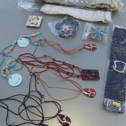 Womens Necklaces Etc