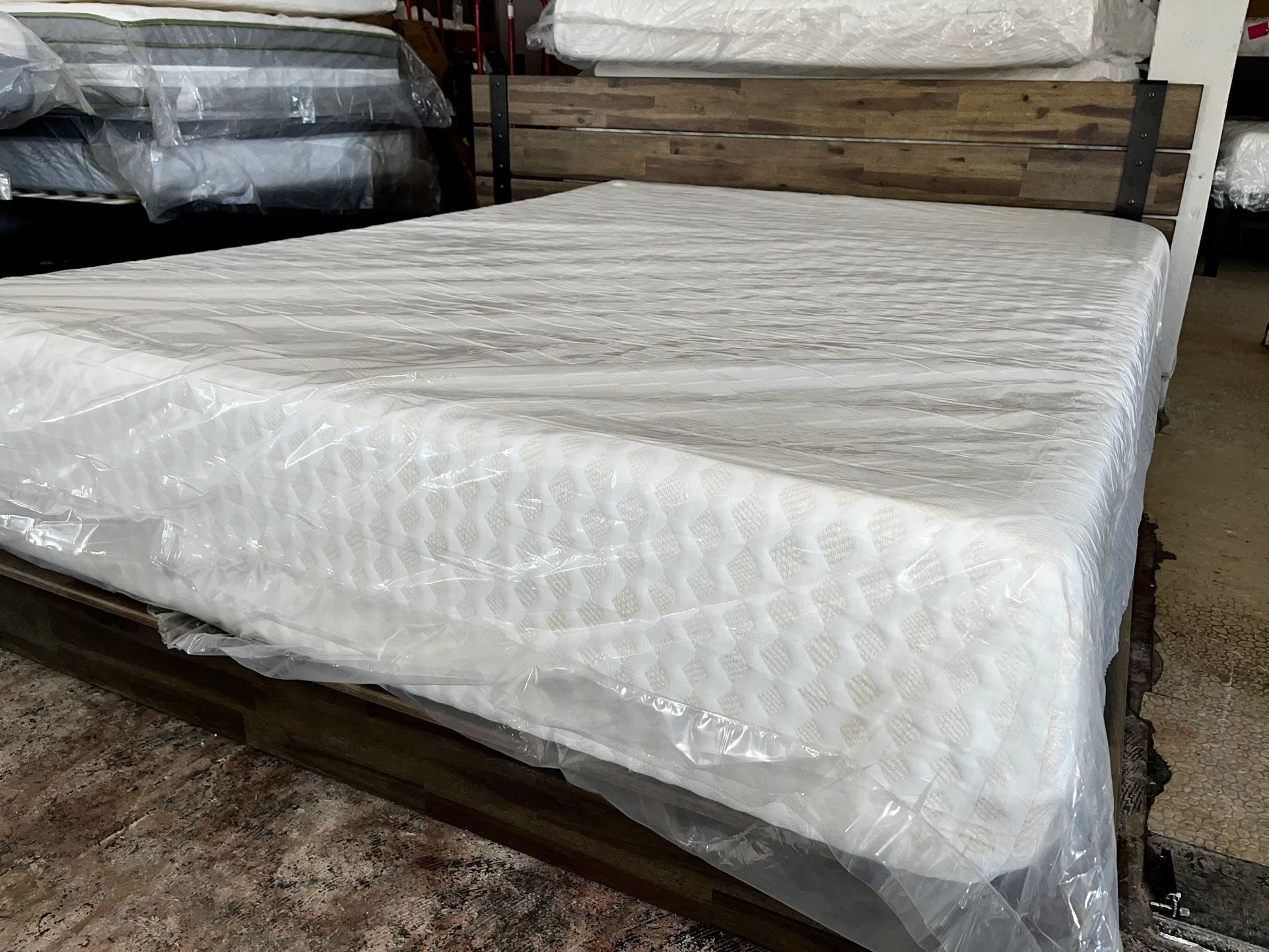 New 12” Ultimate Comfort Queen Size Cooling Gel Memory Foam Mattress ⭐️ Shop Now Pay Later ⭐️ Only $39 To Finance ⭐️