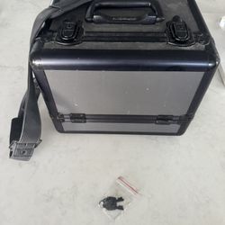 MAC COSMETICS Makeup Travel Case 4 Tier Hard Shell VERY RARE, vintage