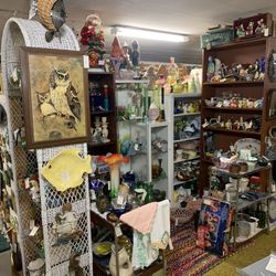 Amazing Fun Finds Collectable’s, Antique’s For Sale