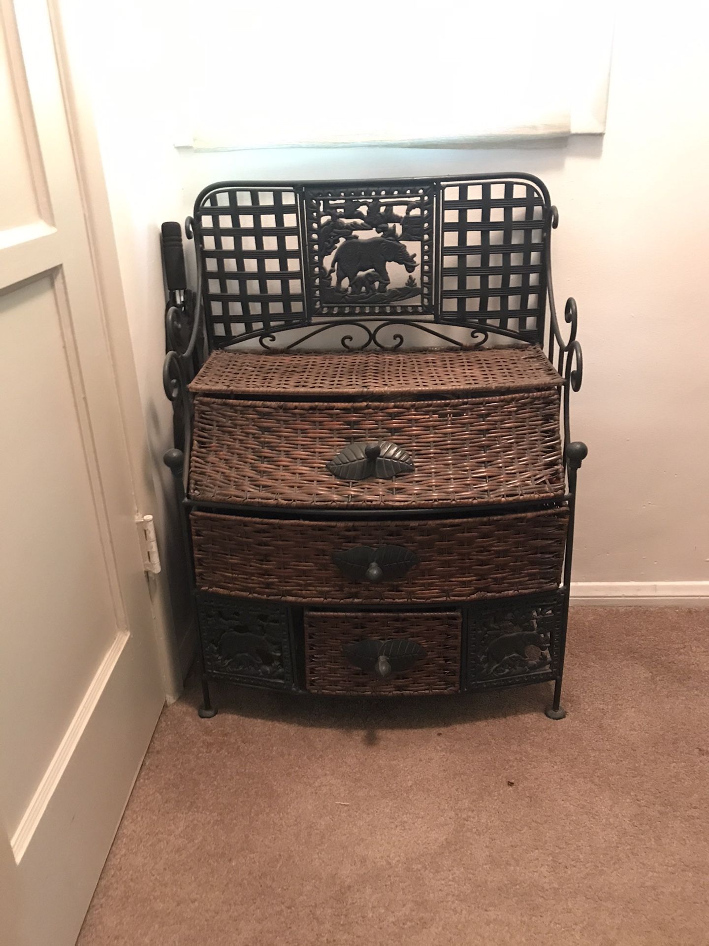 Storage drawer