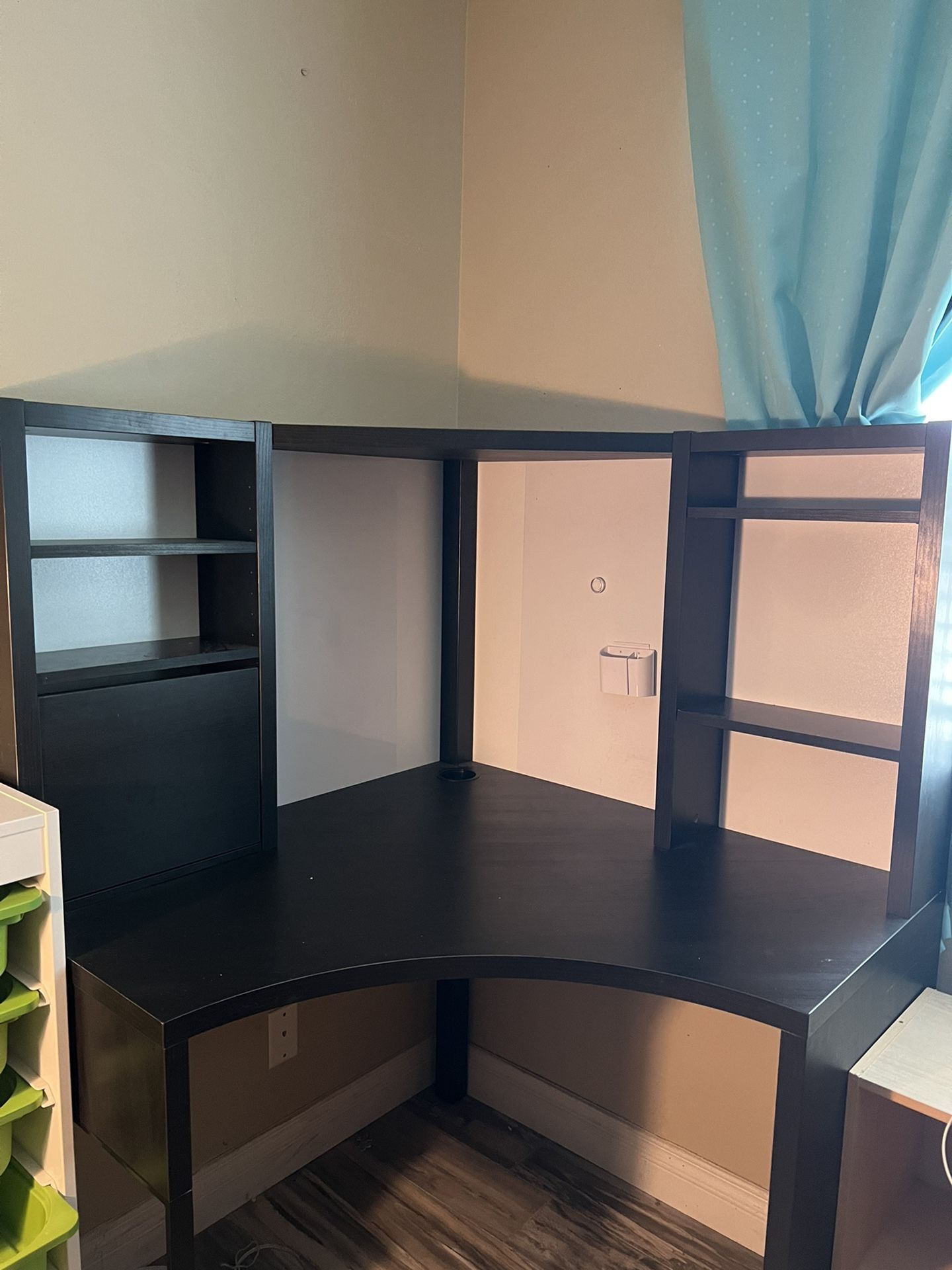 Ikea MICKE Corner Desk With Chair