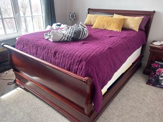 Wooden Bedroom Set