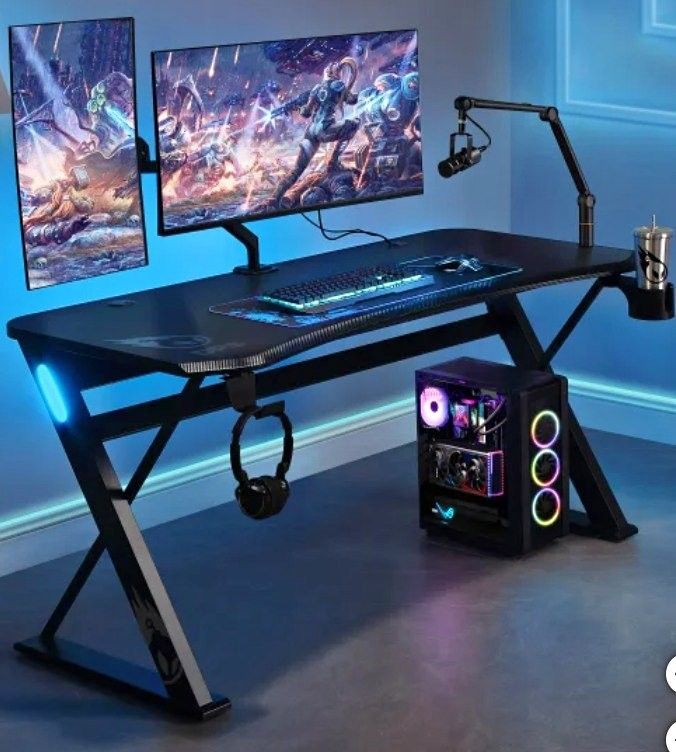 DPS Radius 60” Gaming Desk