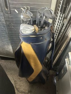 golf bag and clubs vintage