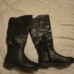 Brand New Womens Wide Calf Boots