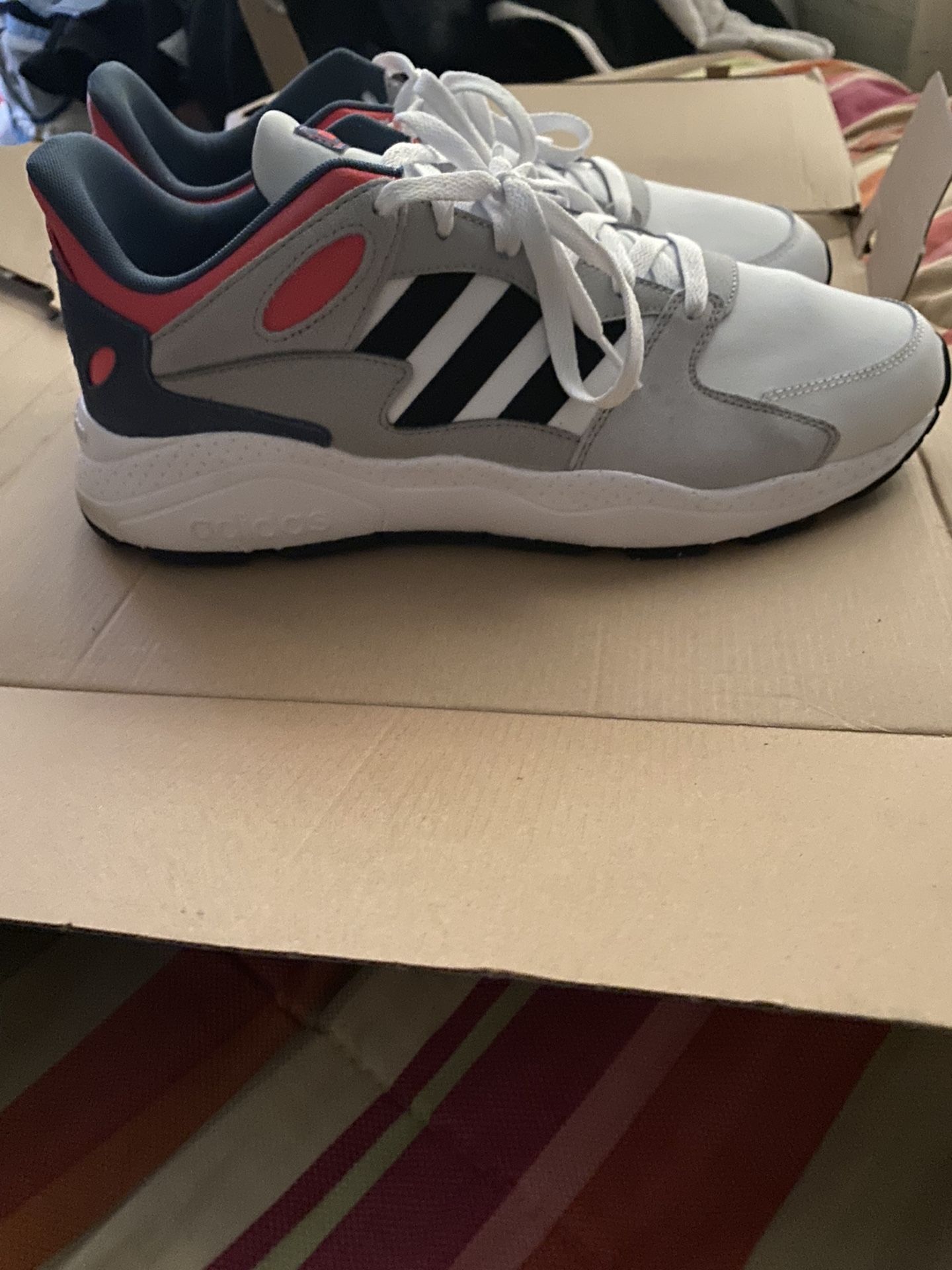 Adidas Mens Chaos Sneaker 11.5