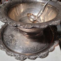 Heavy Towle Silverplate Punchbowl