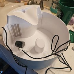 Cat Water Fountain 