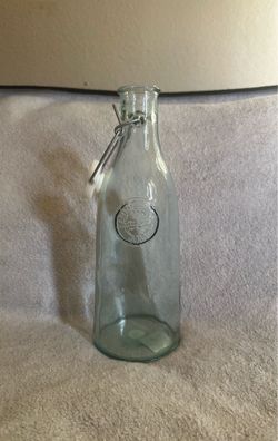 Authentic 100% Recycled Glass 10 5/8" Green Bottle Bale Wire Cap San Miguel