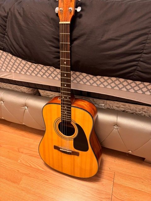 Used Fender DG-8S Nat Accoustic Guitar