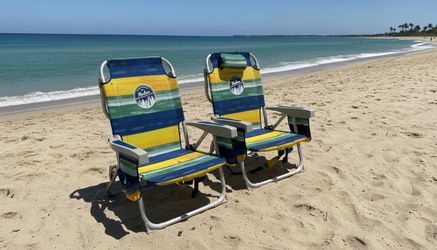$40 for both! Two Tommy Bahama Relax Aluminum Folding Beach Camping Chairs! Some wear. Zippers don’t work on back pockets some rust stains. Sturdy!