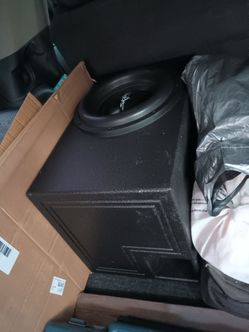 READ!!!!12" Skar Audio EVL (1250wrms)