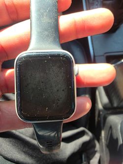Apple watch  no charger  found on abandoned storage
