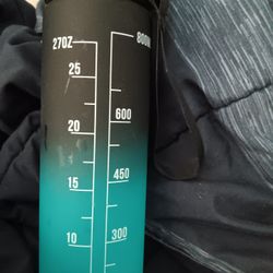 27 Oz Water Bottle 