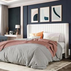 Velvet Upholstered Platform Bed Frame with Vertical Line Tufted Adjustable Headboard