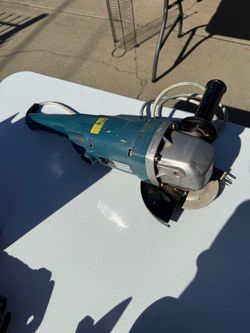 7” disc grinder