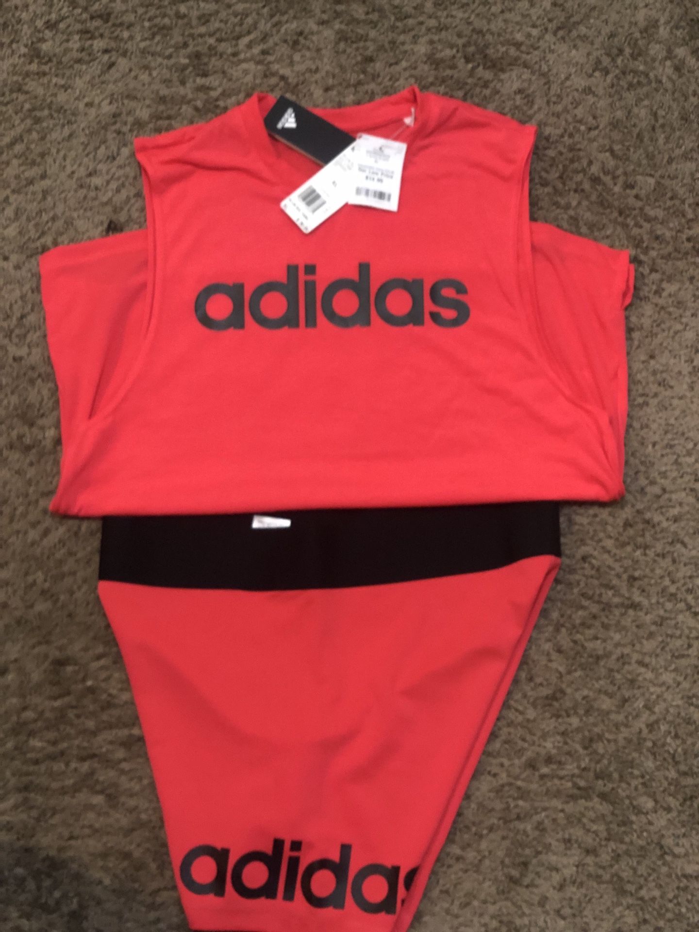 Adidas women’s xl