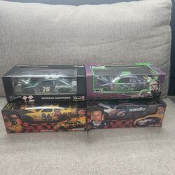 4 1:24 Scale NASCAR Diecast Race Cars 
