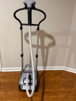 Rowenta 1550W Upright Garment Steamer