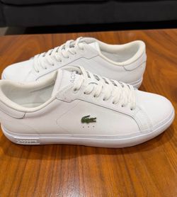 New Lacoste Powercourt Leather Sneakers Men’s Size 8.5 White