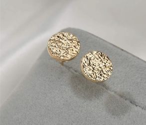 Gold Metal Earrings 