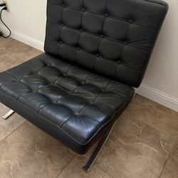 Leather accent chair