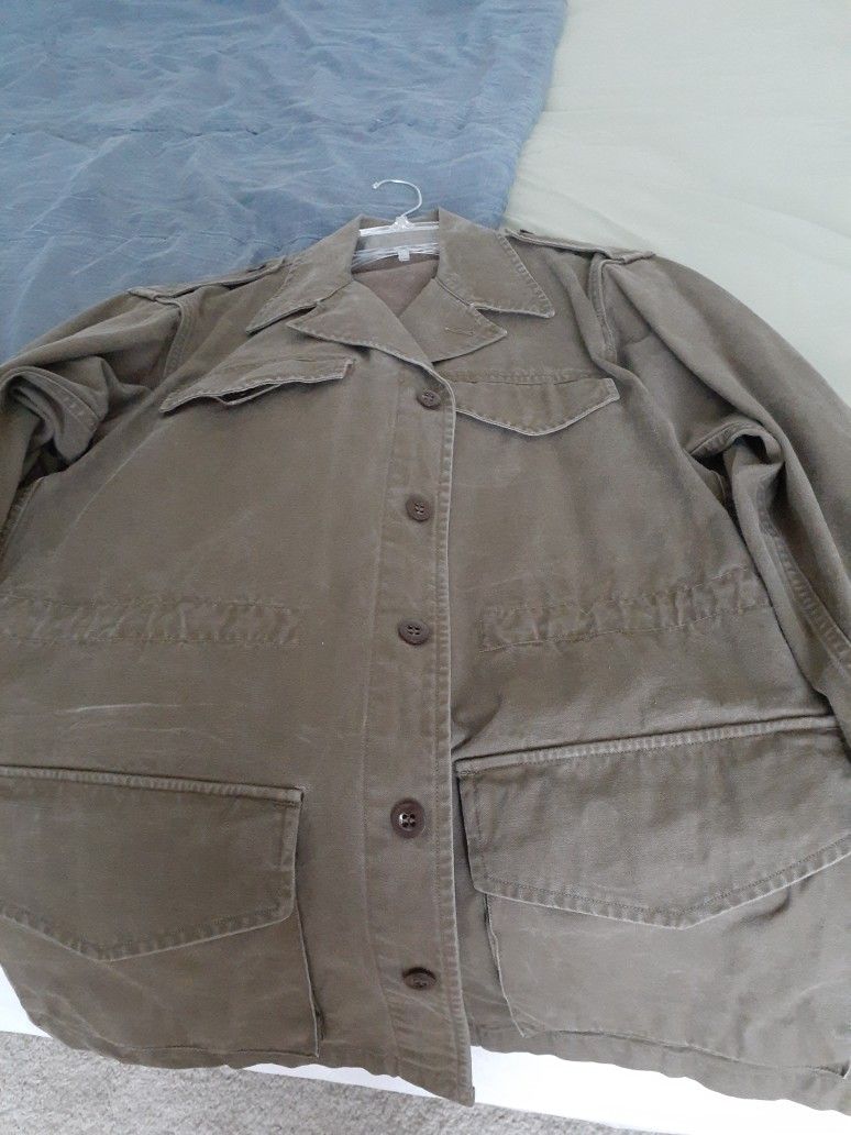 Fall Jackets :size L & Black Vest size Small. Men Jackets