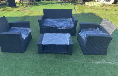 Patio Set 4 - Piece Outdoor 