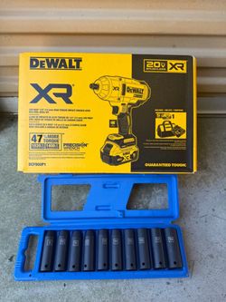 DeWalt XR 20V Max 1/2" Impact Wrench Kit DCF900P1