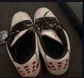 Jordan’s size 6.5 men’s