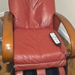 FULL BODY MASSAGE CHAIR