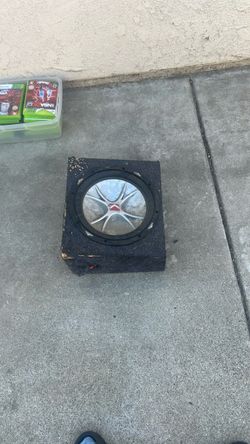 Car Subwoofer in Carpeted Enclosure Box