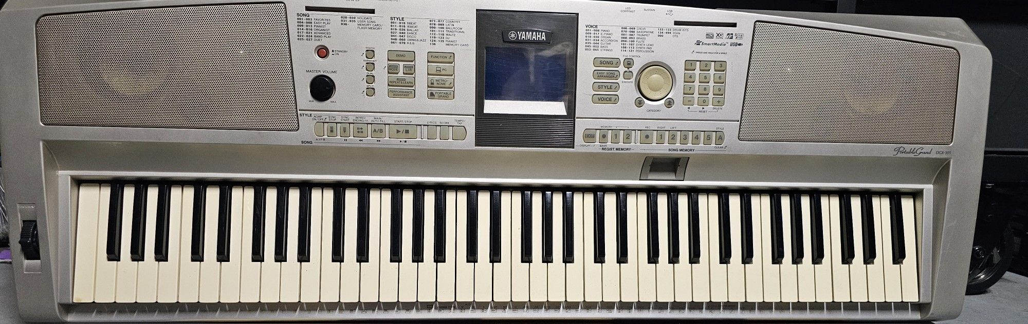 Yamaha Dgx 305 Keyboard