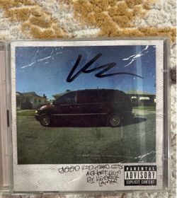 KENDRICK LAMAR SIGNED Good Kid, MAAD City
