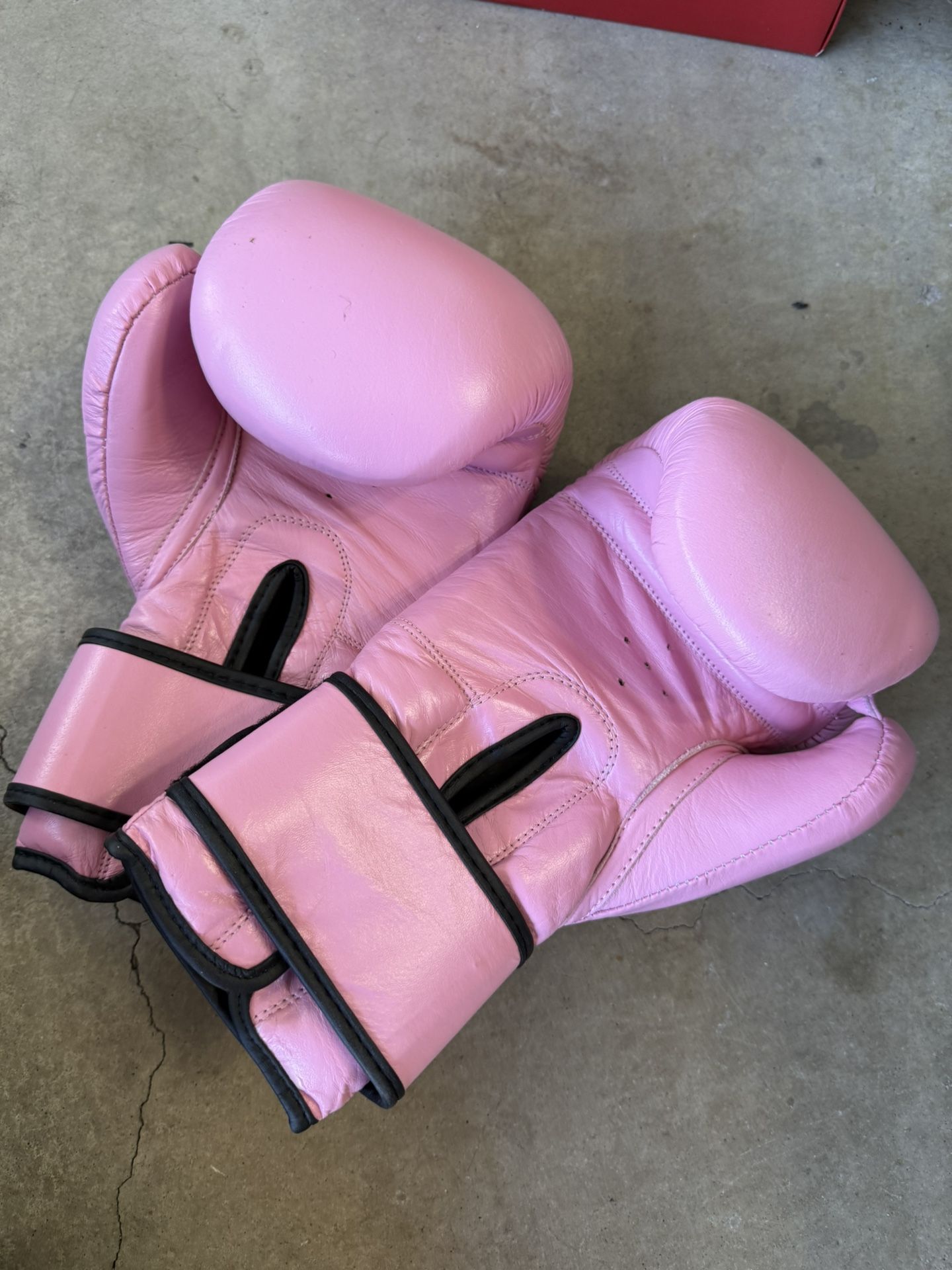 ProBoxing Gloves MMA Muay Thai Kickboxing Punching Boxing training Leather16oz