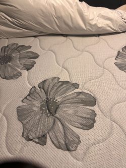 Moving - Near New,  Queen Sized, Gel Foam Memory Mattress