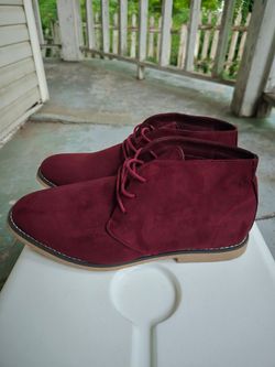London Fog Burgundy Suede Boots