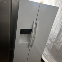 Nice White Refrigerator