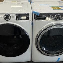 GE Front Load Washer/Electric Dryer