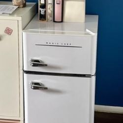 Magic Chef 3.2 Cu Ft 