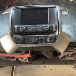 Silverado Stock Radio