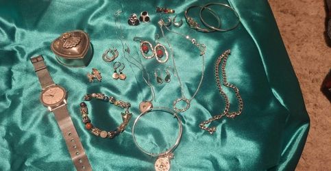 Silver jewelry bundle