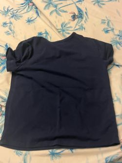 Shirt large in girl