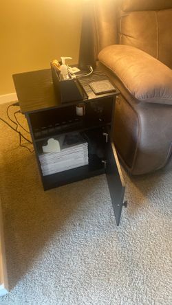 Black End Table (1 or 2)