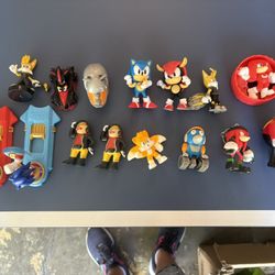 Sonic Figures