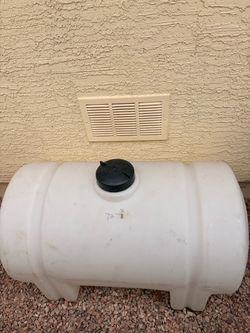 Horizontal Leg Tank White Plastic - Water Tank